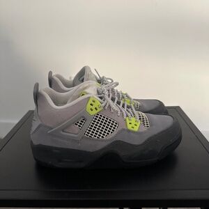 Jordan 4 Retro SE 95